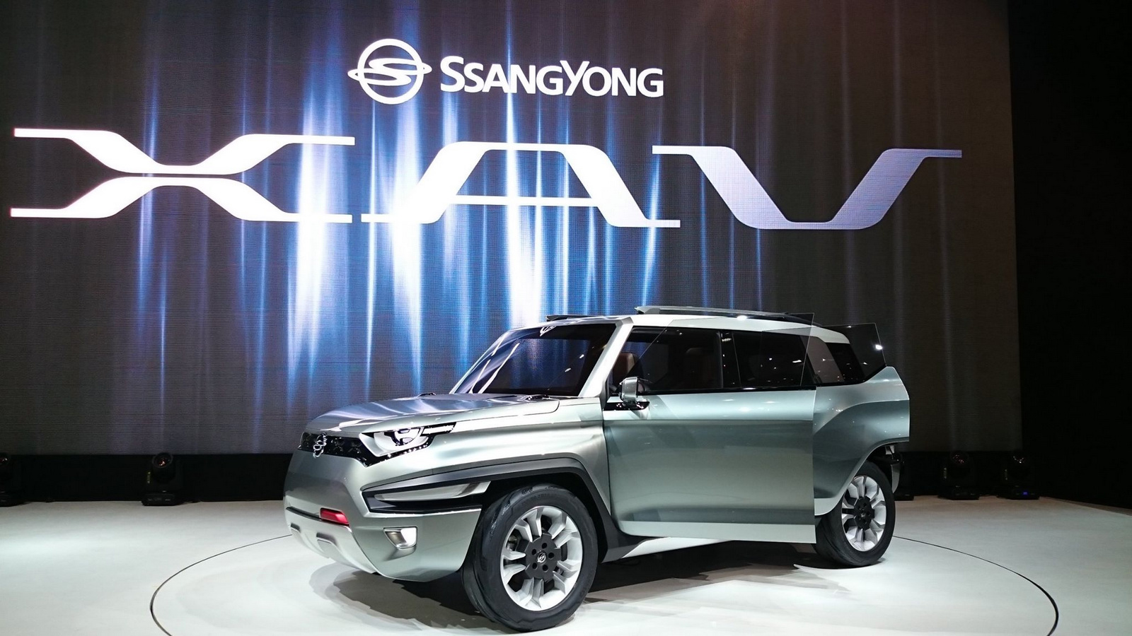 SsangYong-XAV-Concept-6.jpg